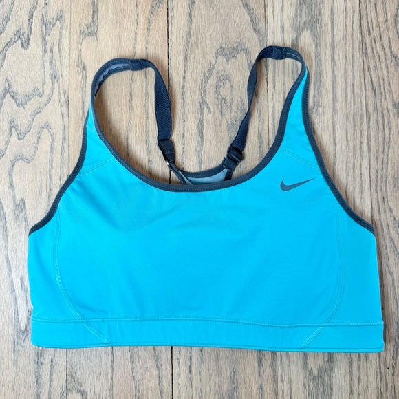 Nike Women’s Turquoise Dri Fit Sports Bra with Clasp and Adustable Straps Size M - Picture 4 of 14